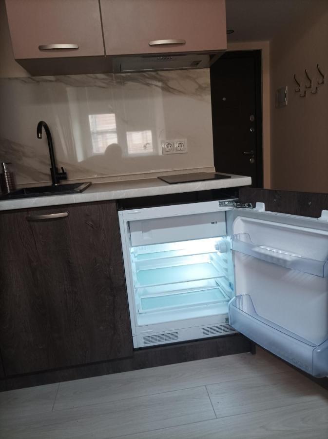 Chorni Vivtsy Apartment Chernivtsi Bagian luar foto