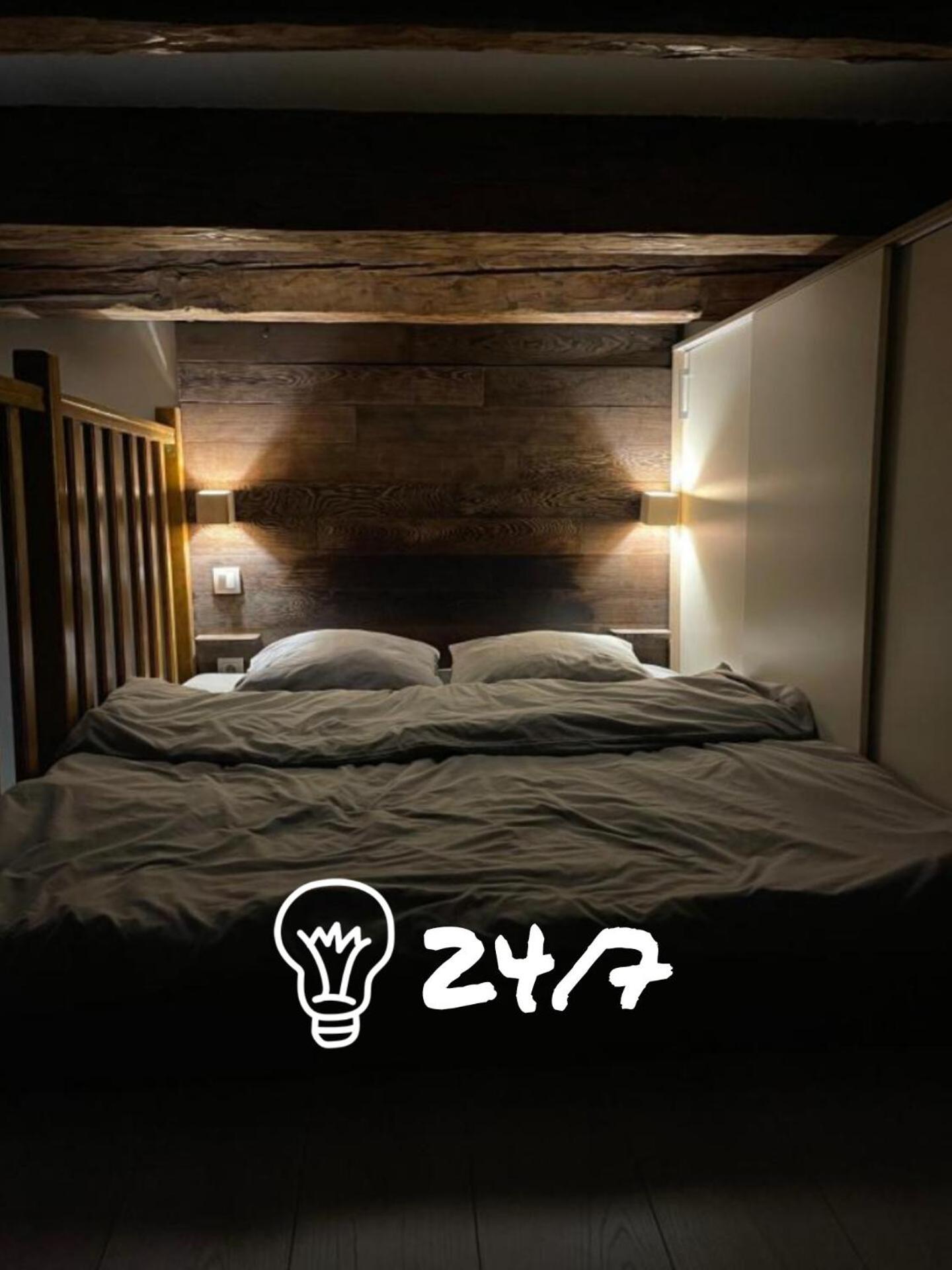 Chorni Vivtsy Apartment Chernivtsi Bagian luar foto